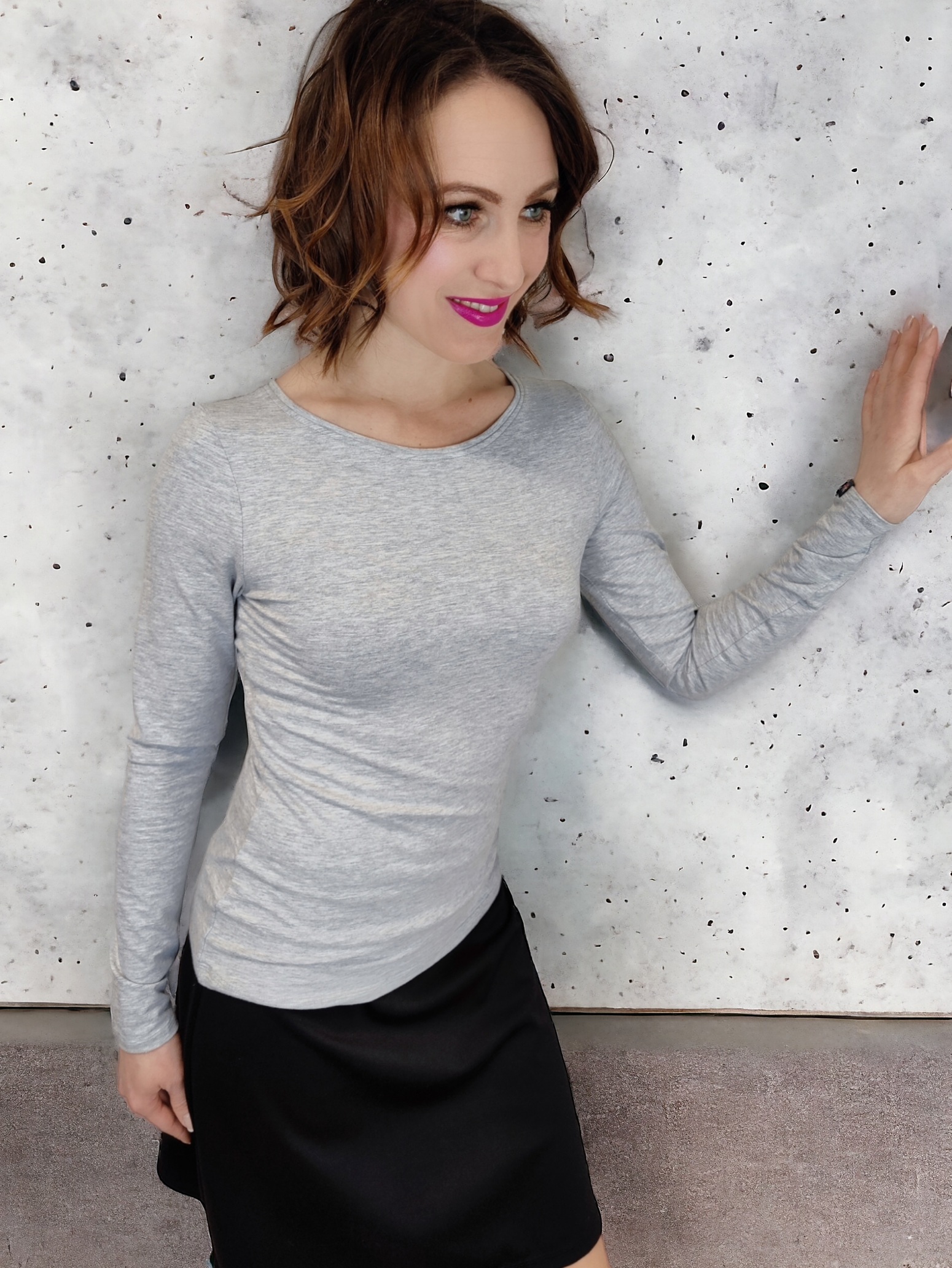 šedé tričko s dlouhými rukávy česká výroba